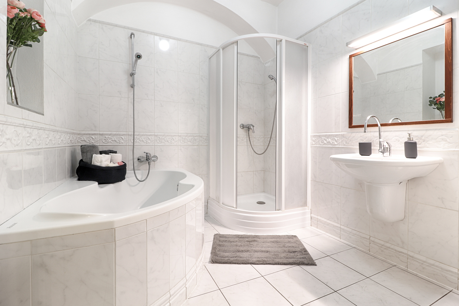 bathroom.jpeg