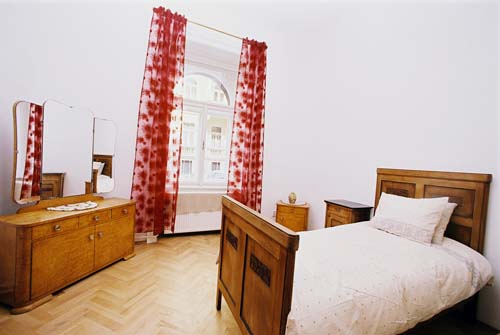 The second bedroom in Spanelska apartment. Spanelska, an apartment offered by Prague Accommodations, is near to Prague’s Wenceslas Square and the main train station.
