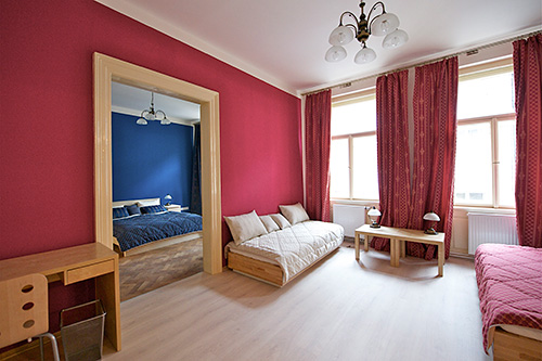 Apartment has 3 rooms which sleep up to 6 guests