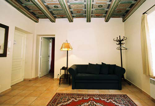 Living room of Vlasska 5. Vlasska 5, an apartment offered by Prague Accommodations, is close to Prague Castle and the Lesser Town Square.