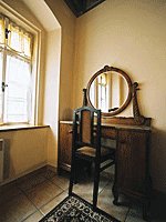 Front bedroom