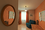 Entrance<br />to kitchen
