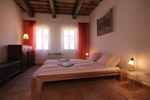BEDROOM WITH 17TH CENTURY PAINTED WODEN CEILINGS